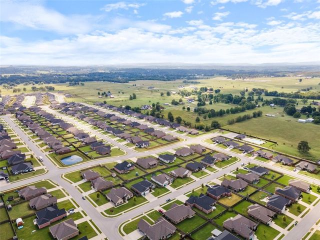 1218 Cassia Street, Tontitown, AR 72762