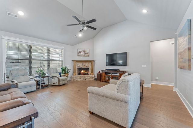 1218 Cassia Street, Tontitown, AR 72762