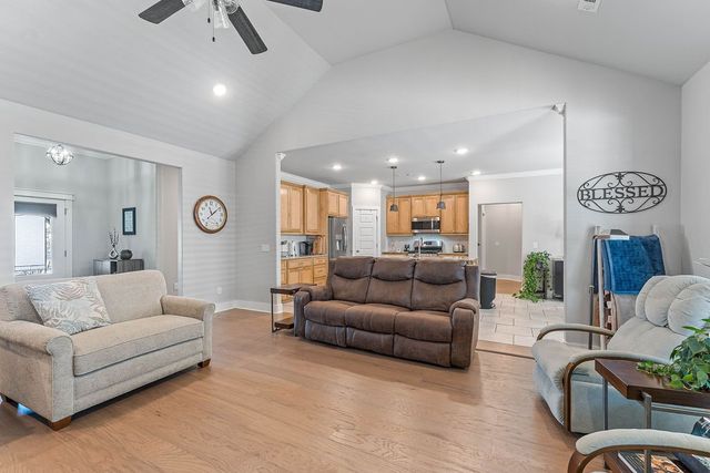 1218 Cassia Street, Tontitown, AR 72762