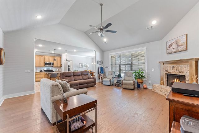 1218 Cassia Street, Tontitown, AR 72762