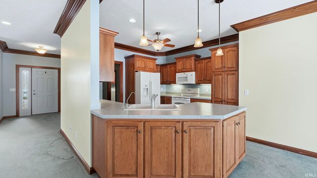 11731 Butternut Cove, Leo, IN 46765