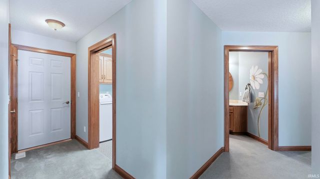 11731 Butternut Cove, Leo, IN 46765