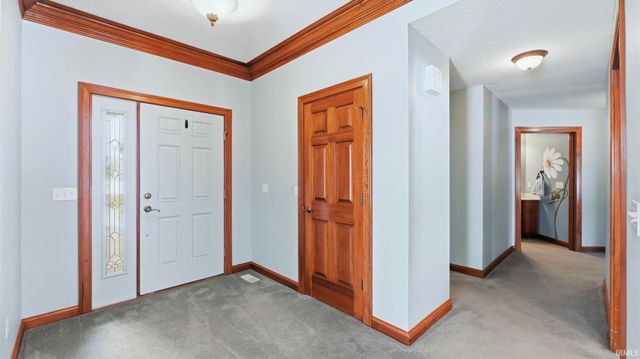 11731 Butternut Cove, Leo, IN 46765