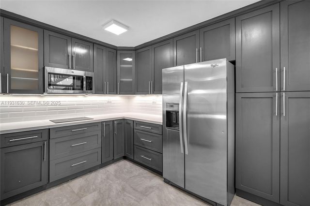 3265 Virginia St 4, Miami, FL 33133