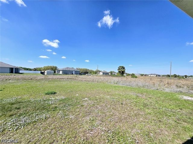 1117 Solar CT, Labelle, FL 33935