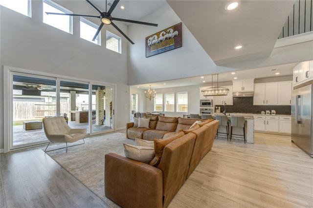 4650 Brazos Shores Drive, Sugar Land, TX 77479