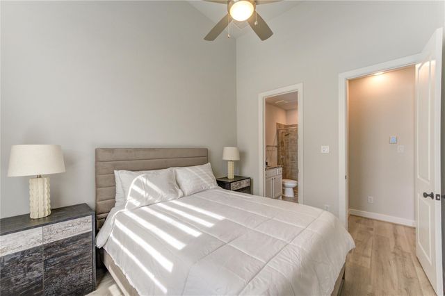 4650 Brazos Shores Drive, Sugar Land, TX 77479