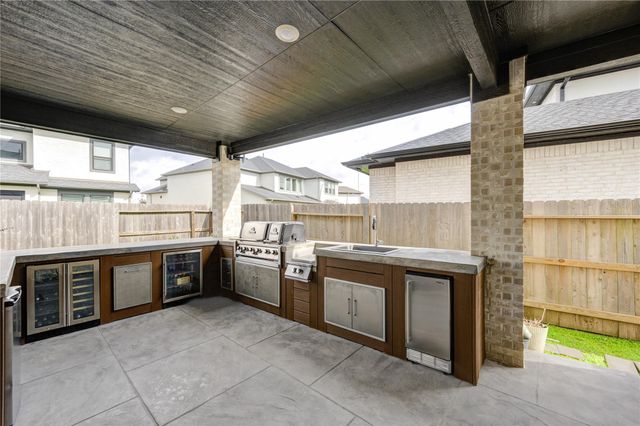 4650 Brazos Shores Drive, Sugar Land, TX 77479