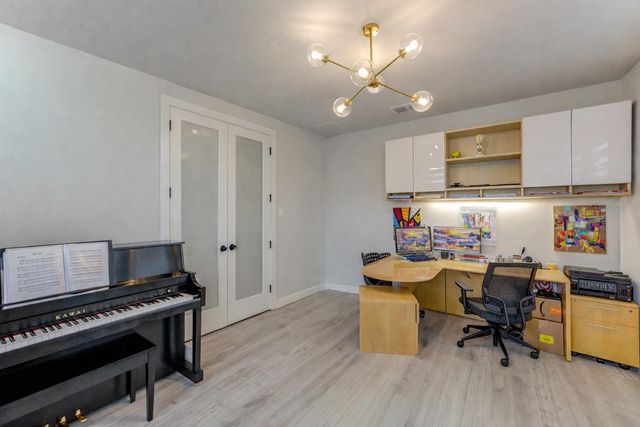 4650 Brazos Shores Drive, Sugar Land, TX 77479