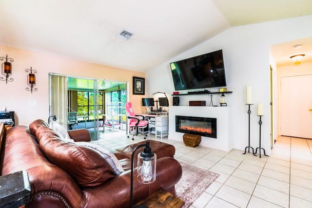 14759 Hideaway Lane, Delray Beach, FL 33484