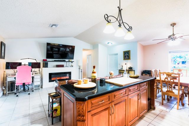 14759 Hideaway Lane, Delray Beach, FL 33484
