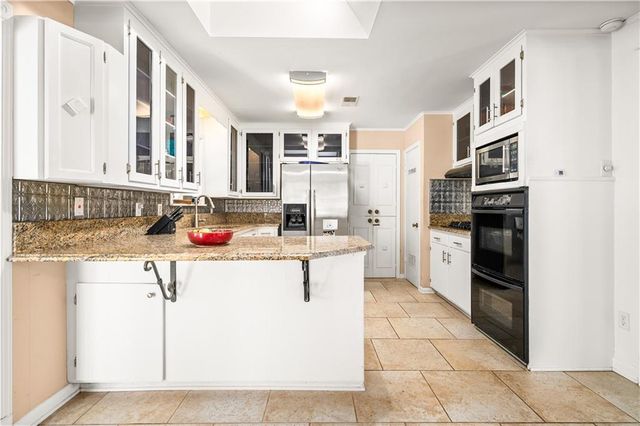 3904 GINGERBREAD Road, Alexandria, LA 71301