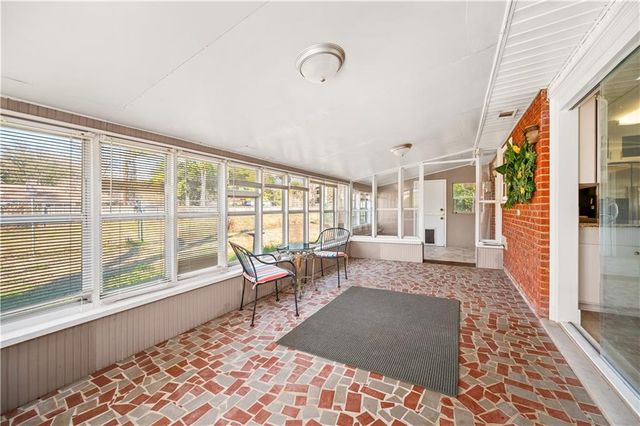 3904 GINGERBREAD Road, Alexandria, LA 71301