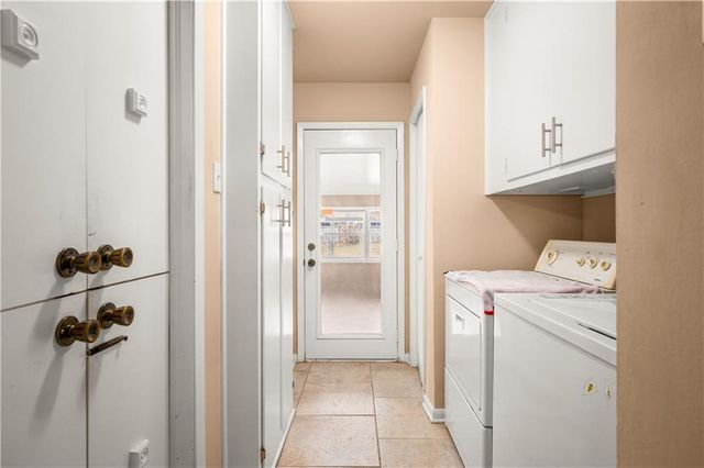 3904 GINGERBREAD Road, Alexandria, LA 71301