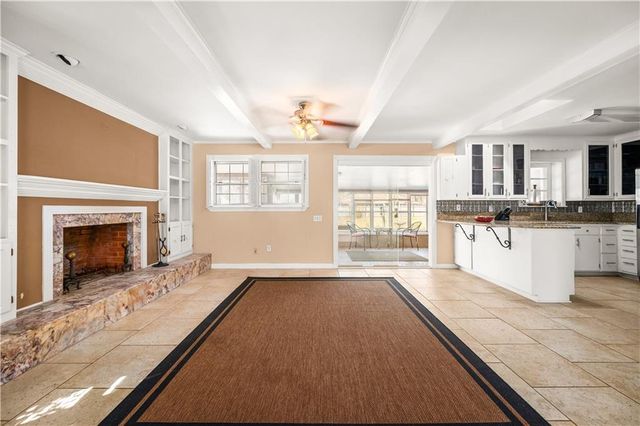 3904 GINGERBREAD Road, Alexandria, LA 71301