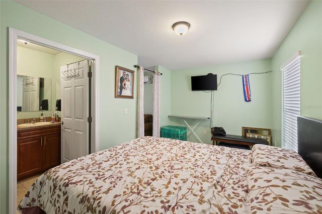 4704 TOWN N COUNTRY BOULEVARD, Tampa, FL 33615