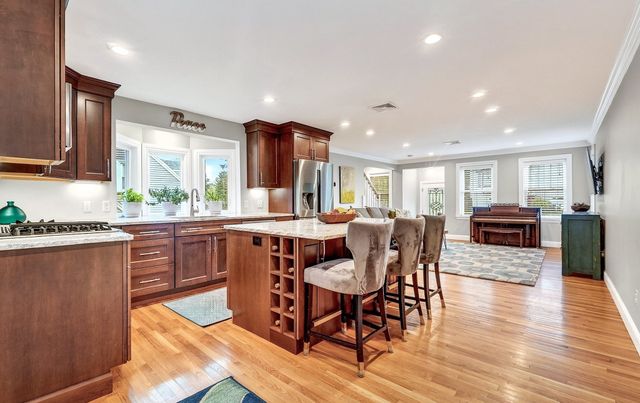 19 Rockwood St., Melrose, MA 02176