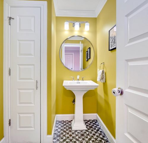 19 Rockwood St., Melrose, MA 02176