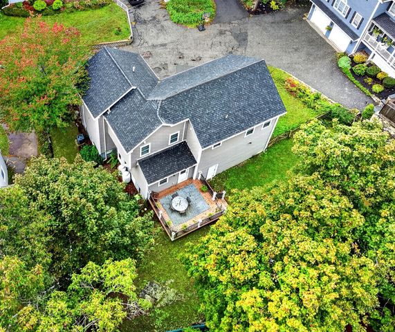 19 Rockwood St., Melrose, MA 02176