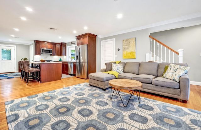 19 Rockwood St., Melrose, MA 02176