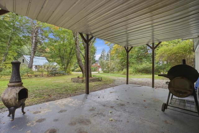 13 Rowell Drive, Franklin, NH 03235