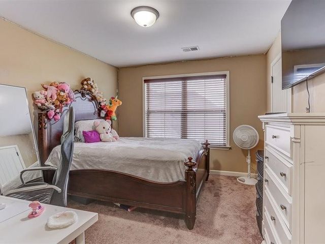 8545 WOODLAND ROSE CIR, Memphis, TN 38016