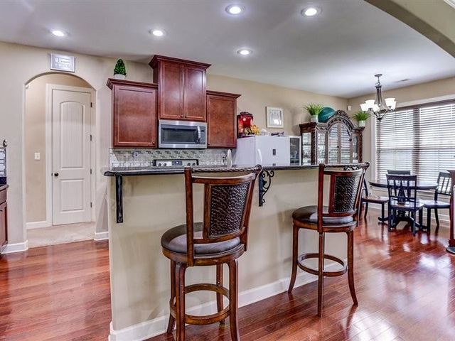 8545 WOODLAND ROSE CIR, Memphis, TN 38016