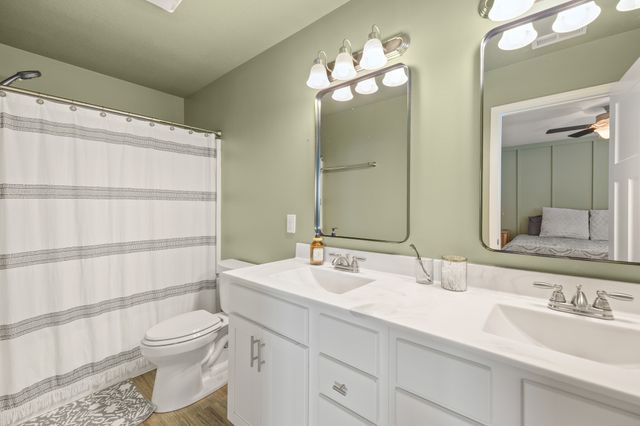 3517 NE Winding Trail Drive, Ankeny, IA 50021