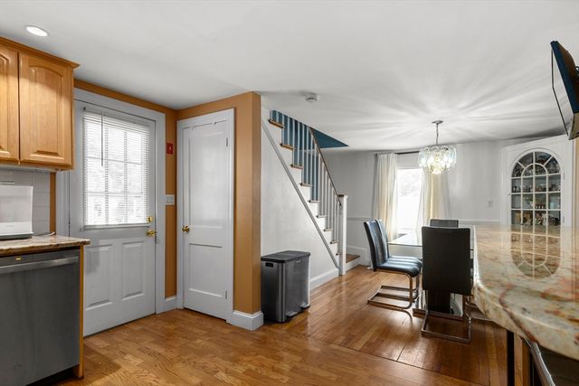 30 Tinson Rd, Quincy, MA 02169