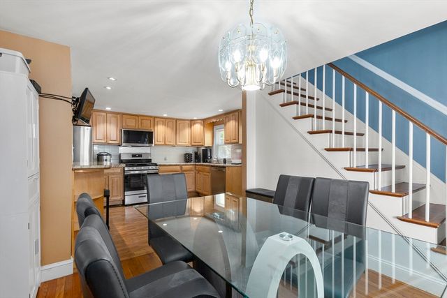 30 Tinson Rd, Quincy, MA 02169