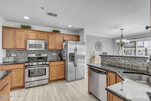 28 Raritan Reach Road, South Amboy, NJ 08879