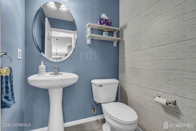 28 Raritan Reach Road, South Amboy, NJ 08879