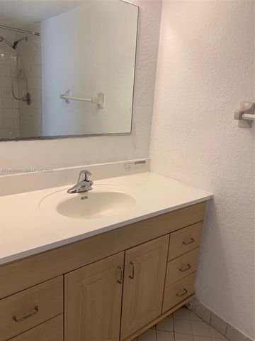 6520 SW 41st St 6520, Davie, FL 33314