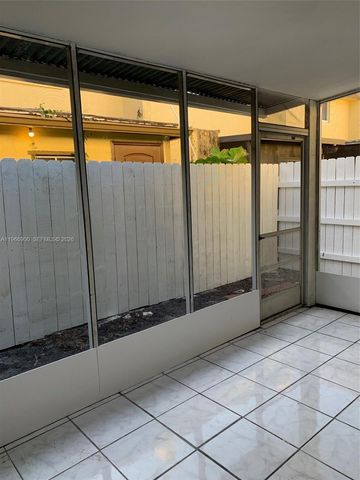 6520 SW 41st St 6520, Davie, FL 33314