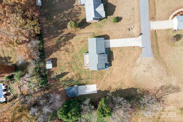 124 Caribou Drive, Statesville, NC 28625