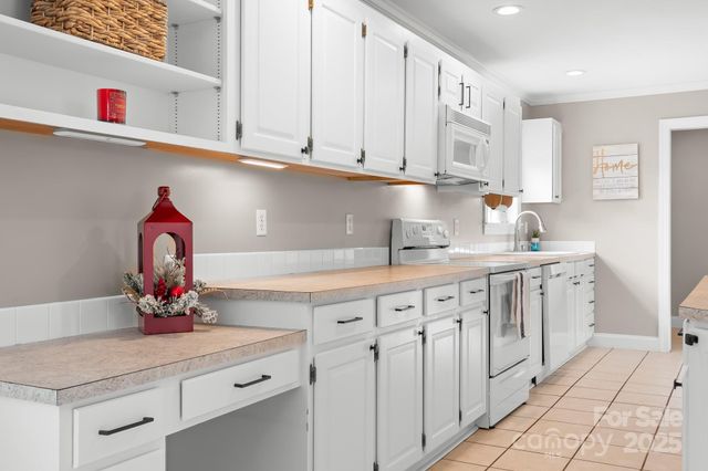 124 Caribou Drive, Statesville, NC 28625