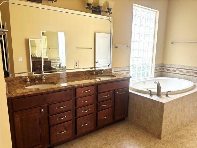 5094 NW 58TH STREET, Gainesville, FL 32653