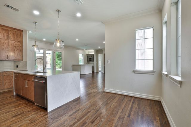 6208 Troon Road, Fort Worth, TX 76132