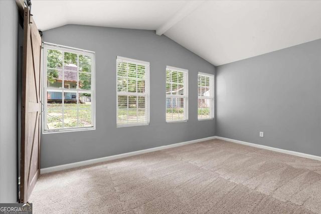 5015 Logans Run, Loganville, GA 30052