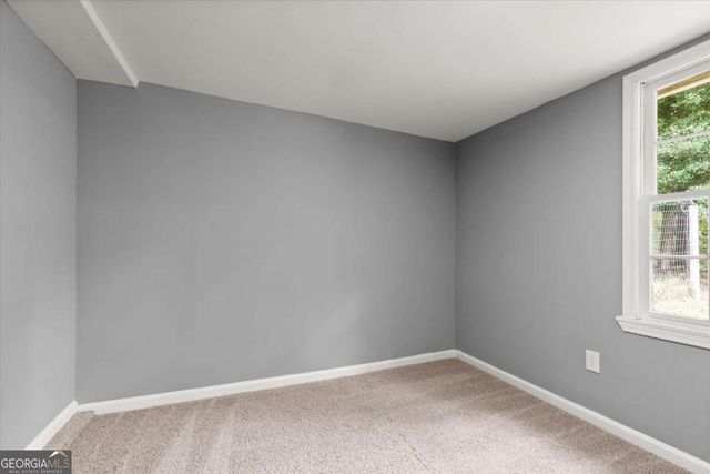5015 Logans Run, Loganville, GA 30052