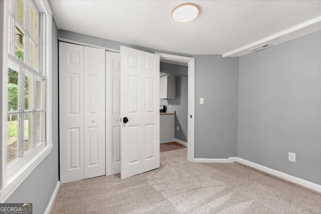 5015 Logans Run, Loganville, GA 30052