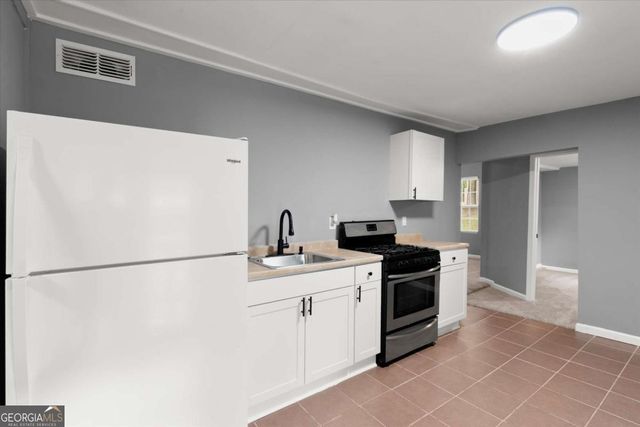 5015 Logans Run, Loganville, GA 30052