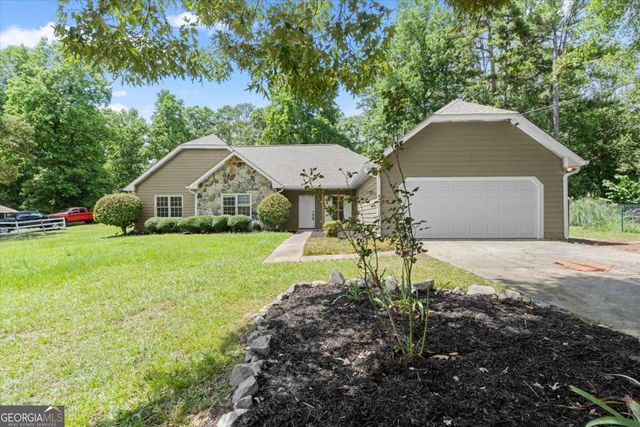 5015 Logans Run, Loganville, GA 30052