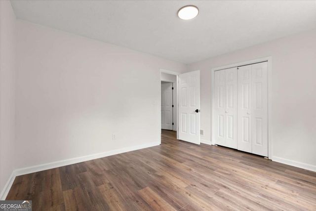 5015 Logans Run, Loganville, GA 30052