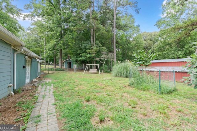 5015 Logans Run, Loganville, GA 30052