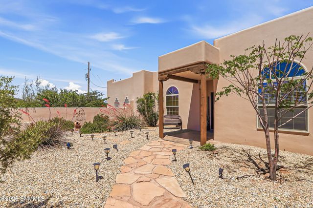 4900 Alma Road, Las Cruces, NM 88011
