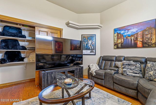4900 Alma Road, Las Cruces, NM 88011