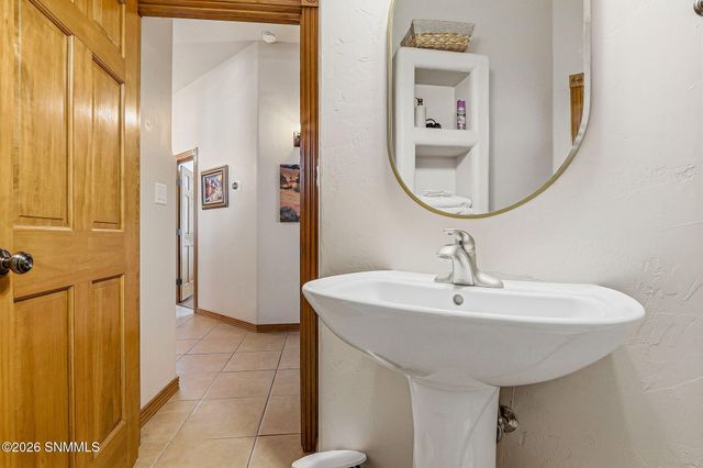 4900 Alma Road, Las Cruces, NM 88011