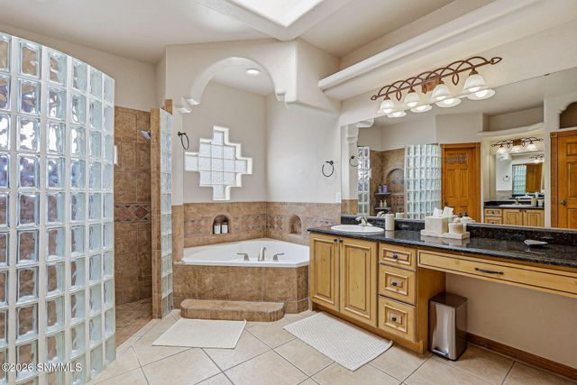4900 Alma Road, Las Cruces, NM 88011