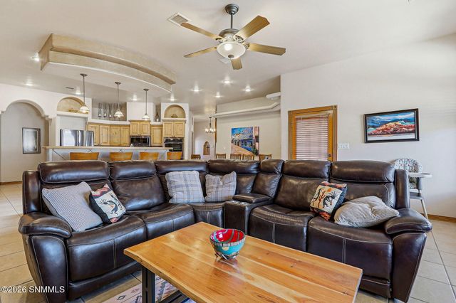4900 Alma Road, Las Cruces, NM 88011
